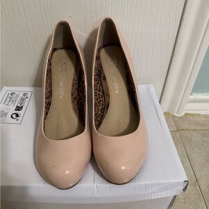 Women's Pink Pumps